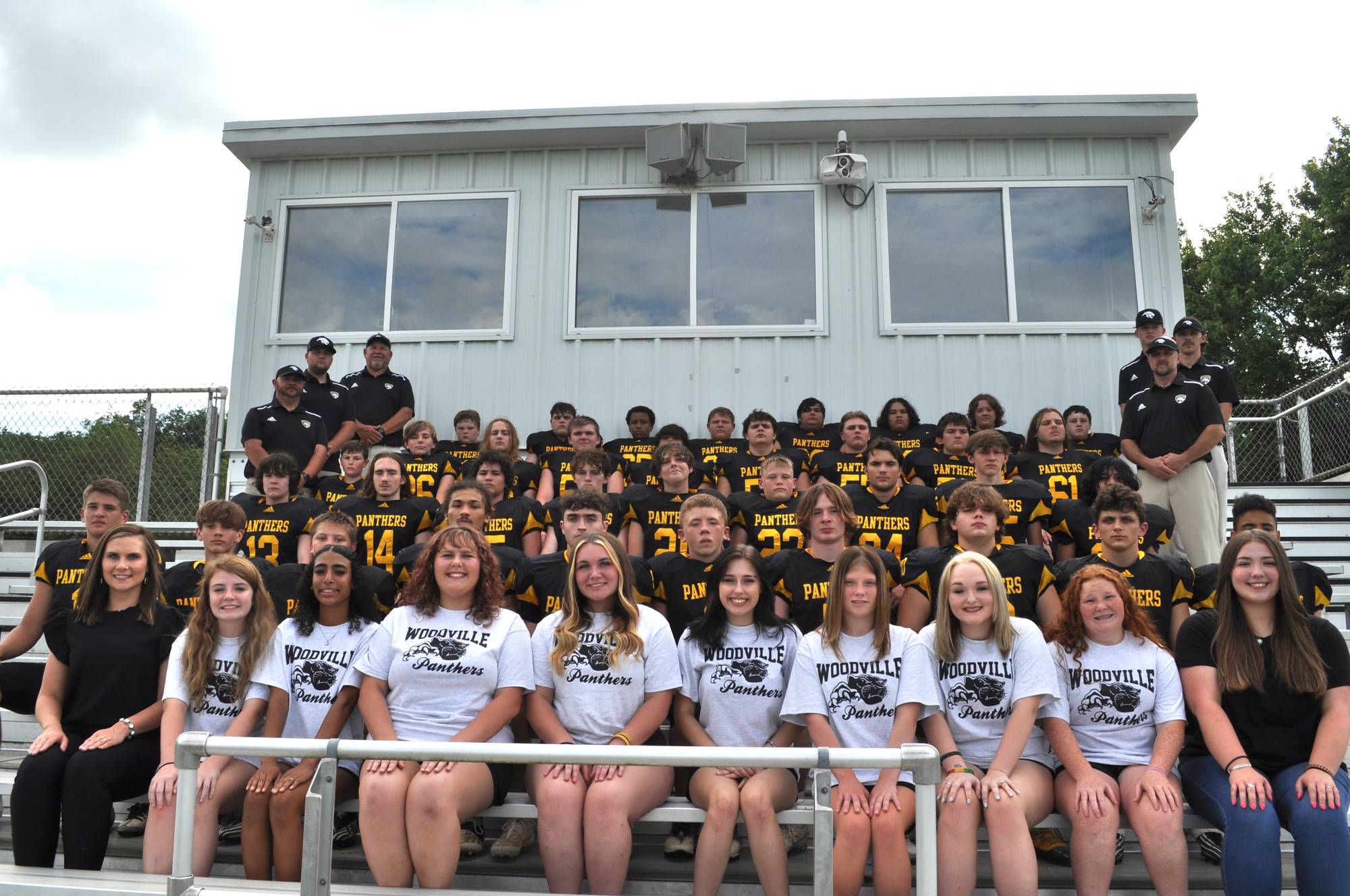 Woodville Panthers Spoil Lions HOCO With 50-6 Win, Improve to 4-1 Overall Record